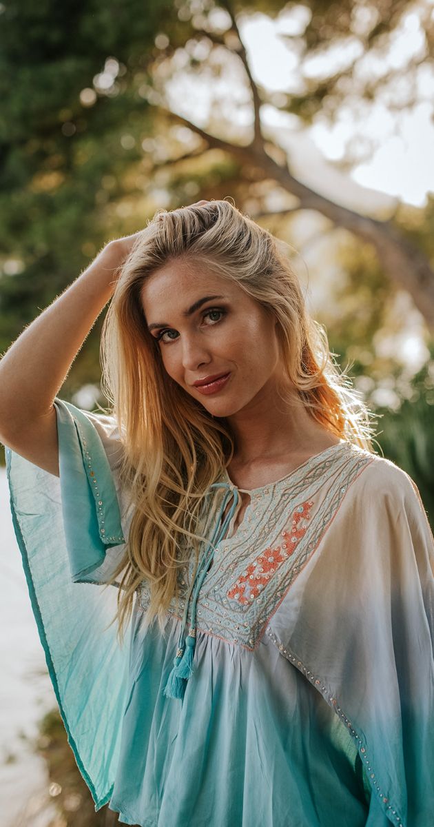 Tiara Blouse